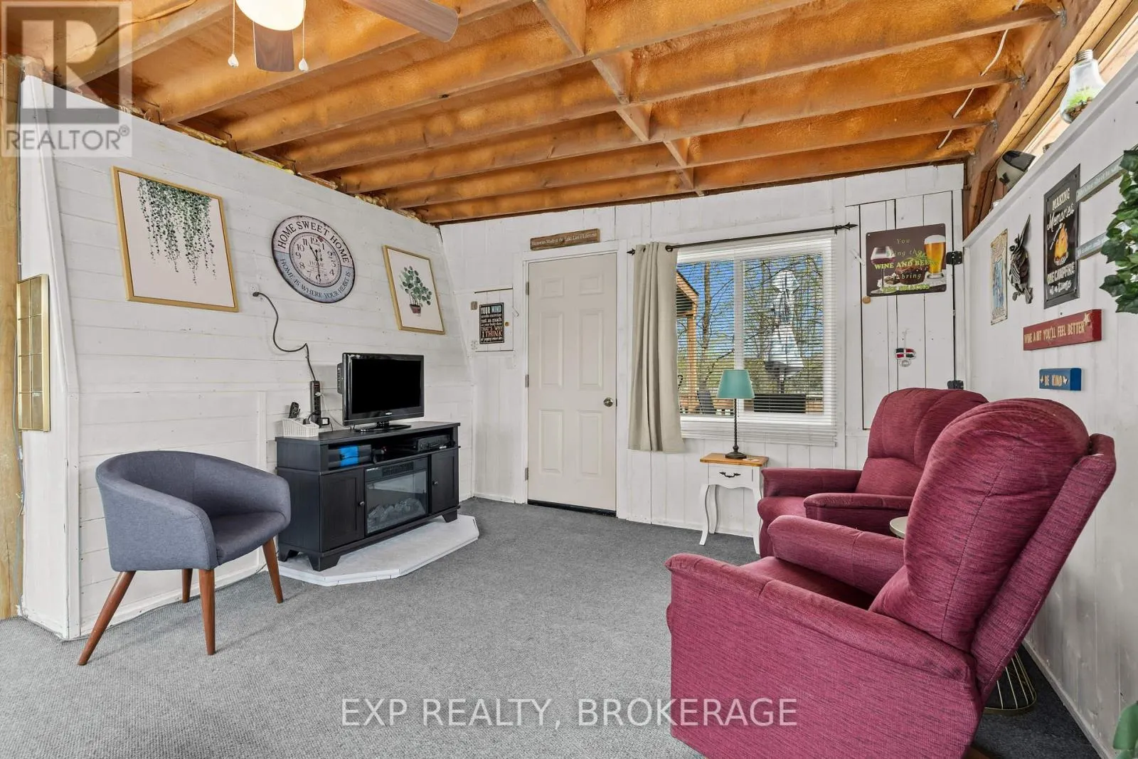 38 - 9 GLENFORD LANE, #38