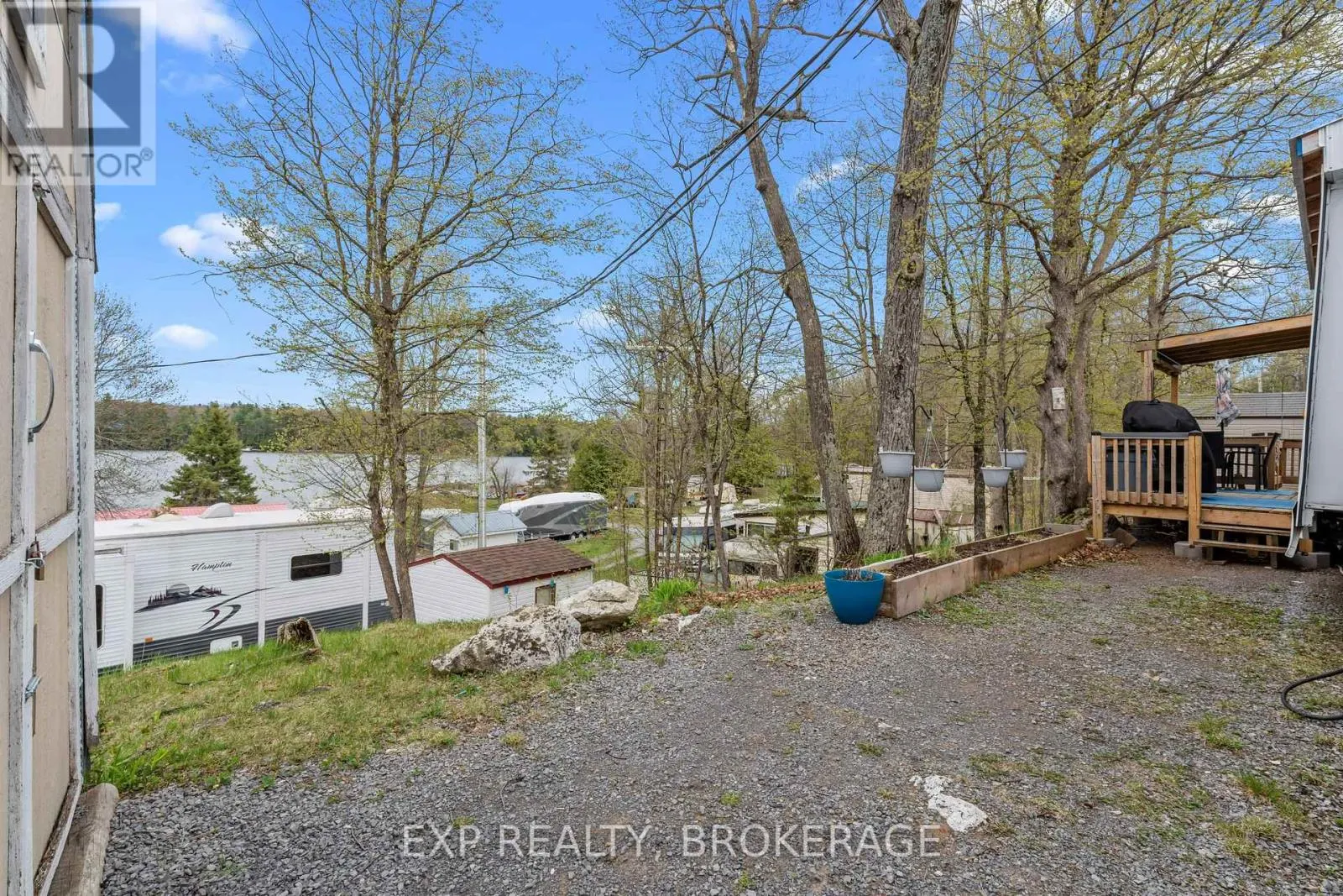38 - 9 GLENFORD LANE, #38