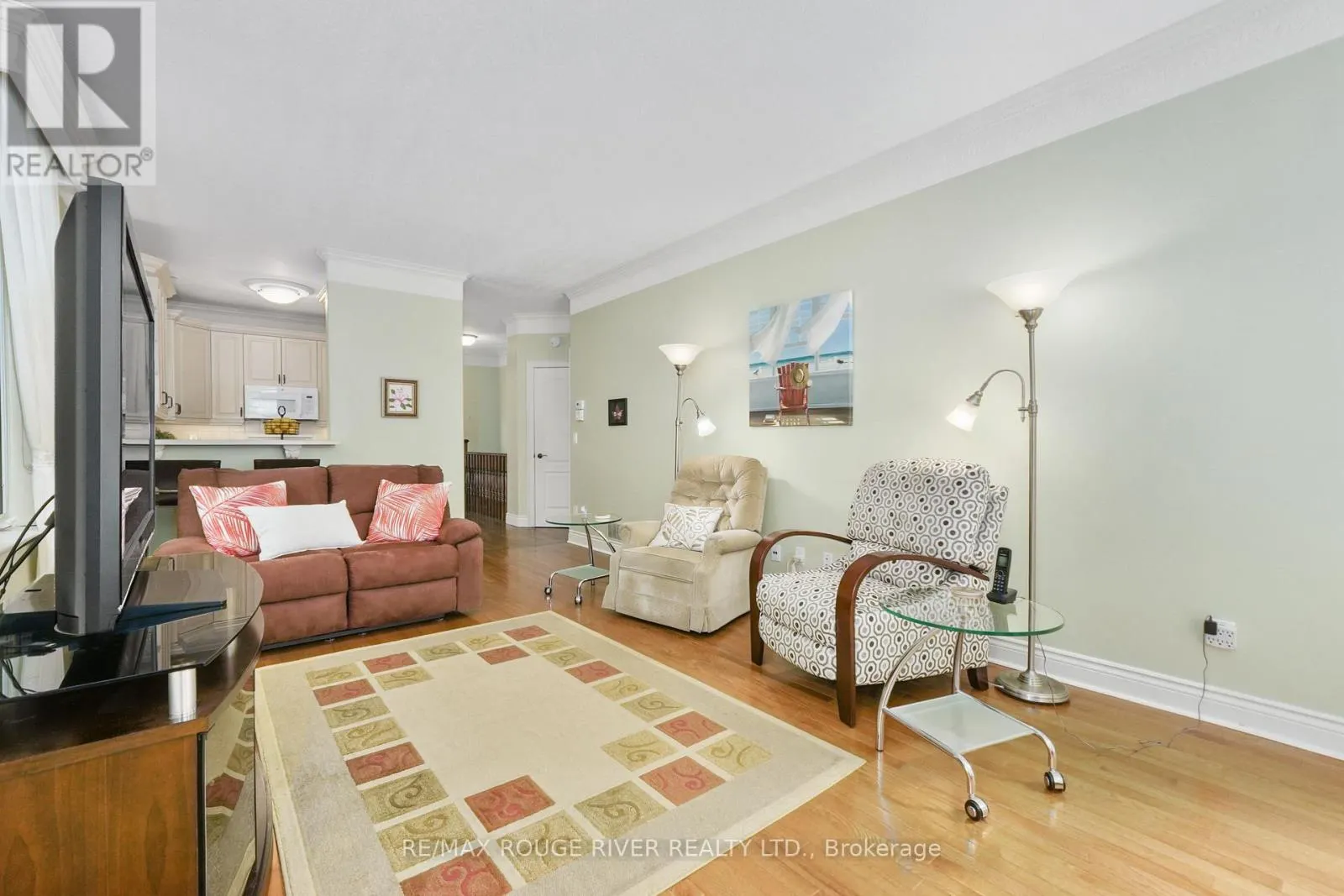 101 - 120 UNIVERSITY AVENUE E, #101