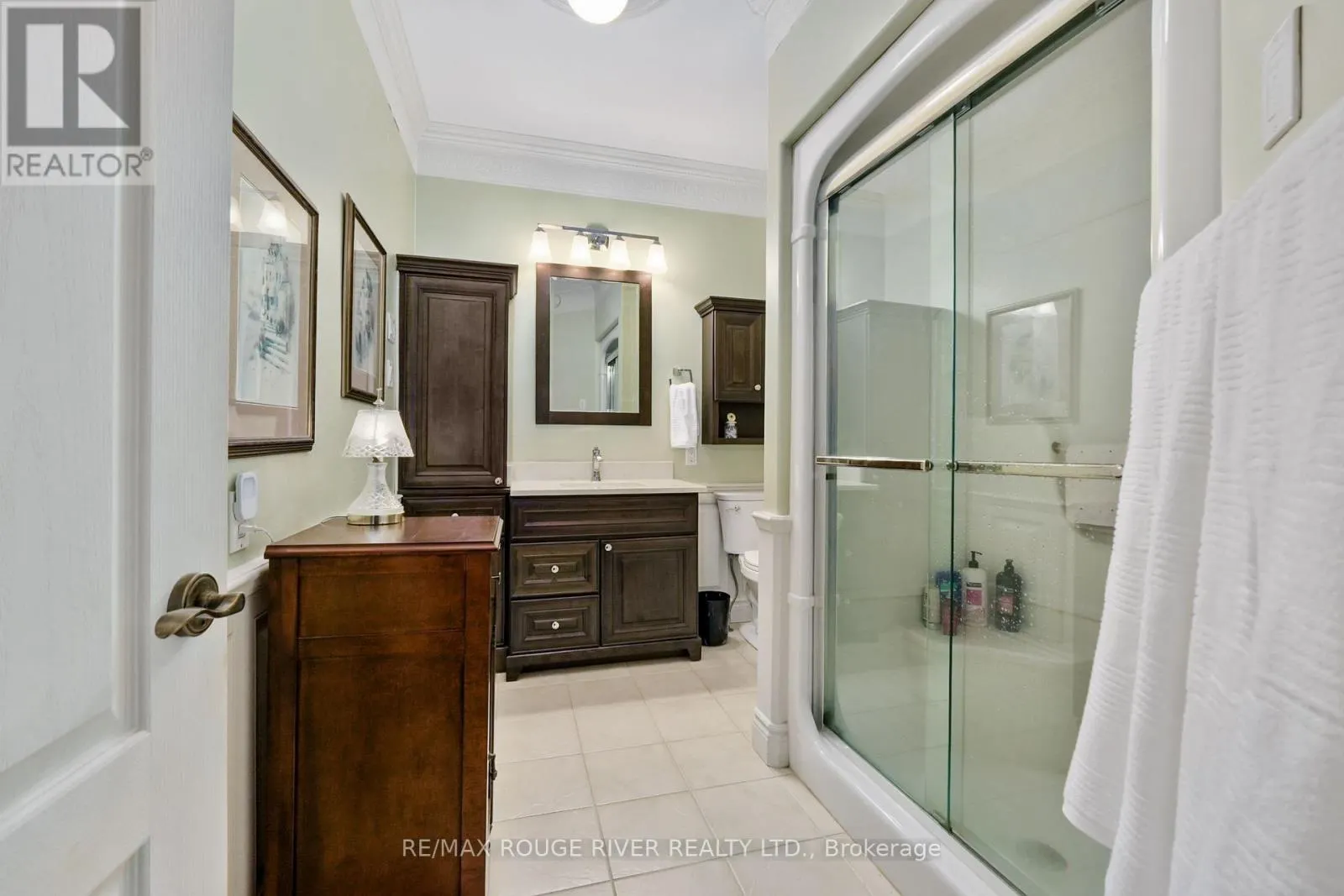 101 - 120 UNIVERSITY AVENUE E, #101