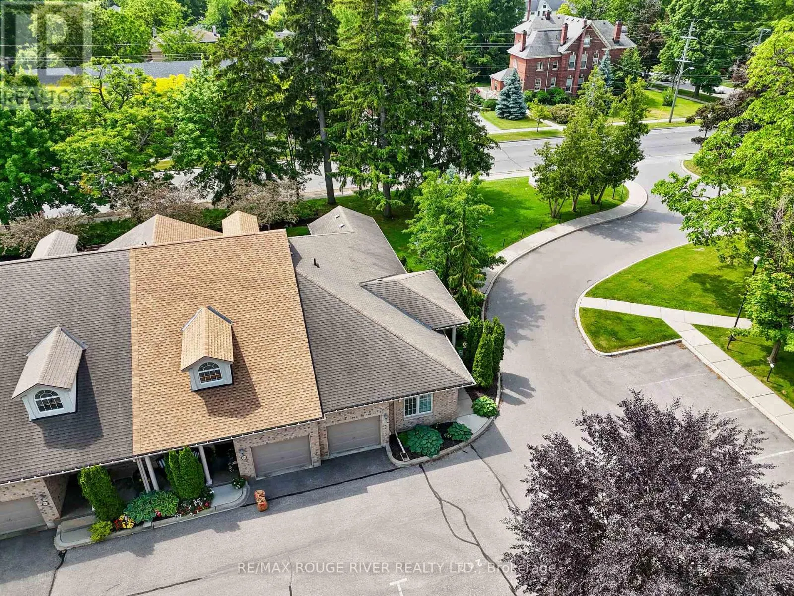 101 - 120 UNIVERSITY AVENUE E, #101