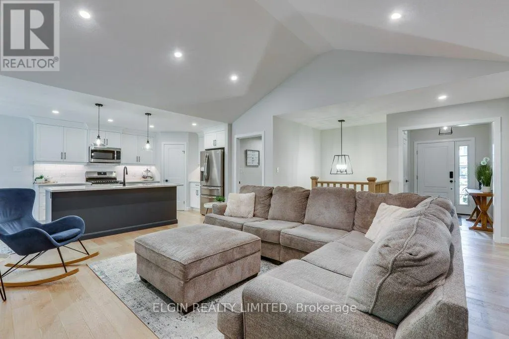 54 ACORN TRAIL