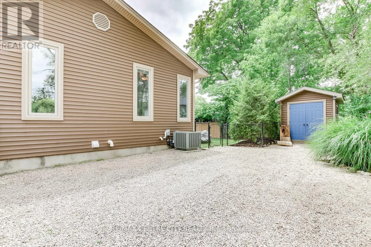 136 BRAYSIDE STREET