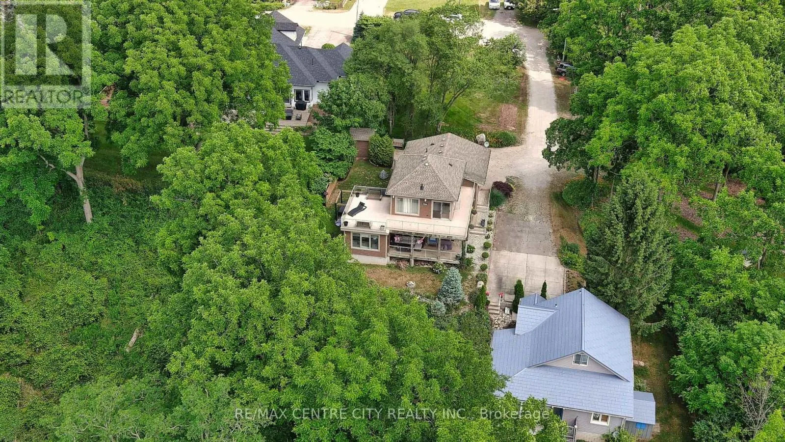 136 BRAYSIDE STREET