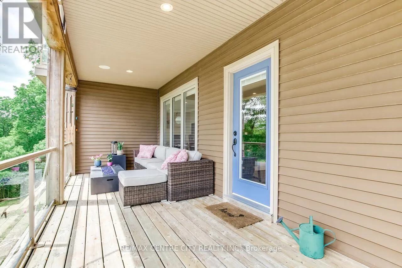 136 BRAYSIDE STREET