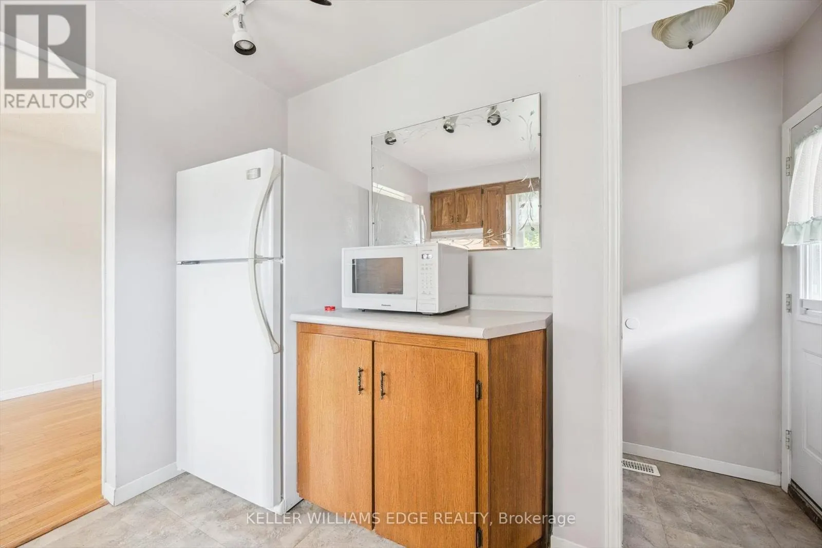 341 REDFORD CRESCENT