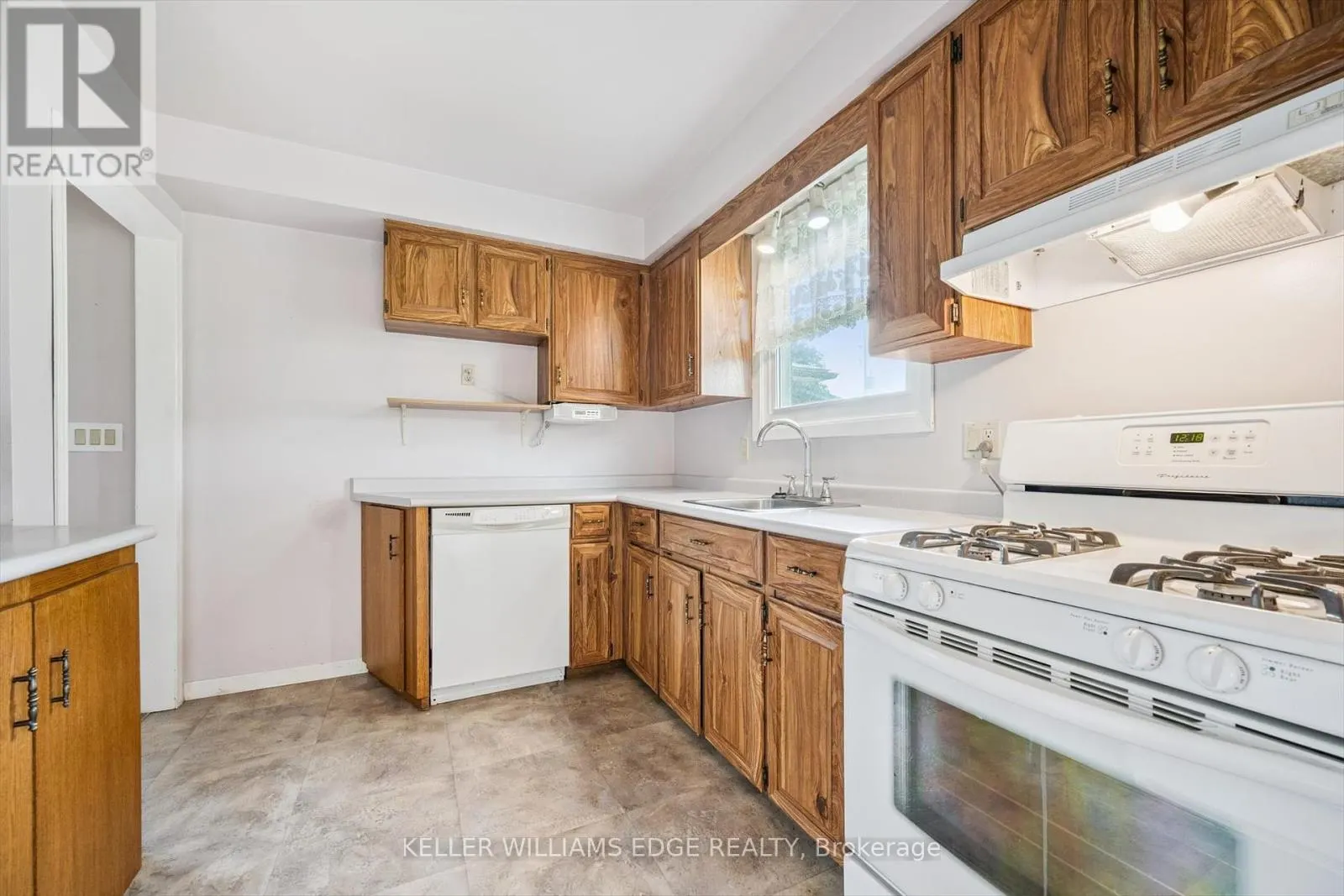 341 REDFORD CRESCENT