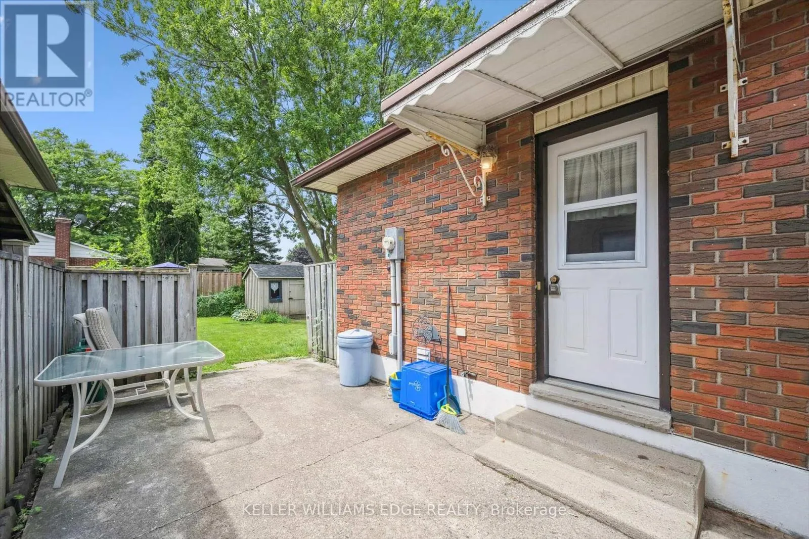 341 REDFORD CRESCENT