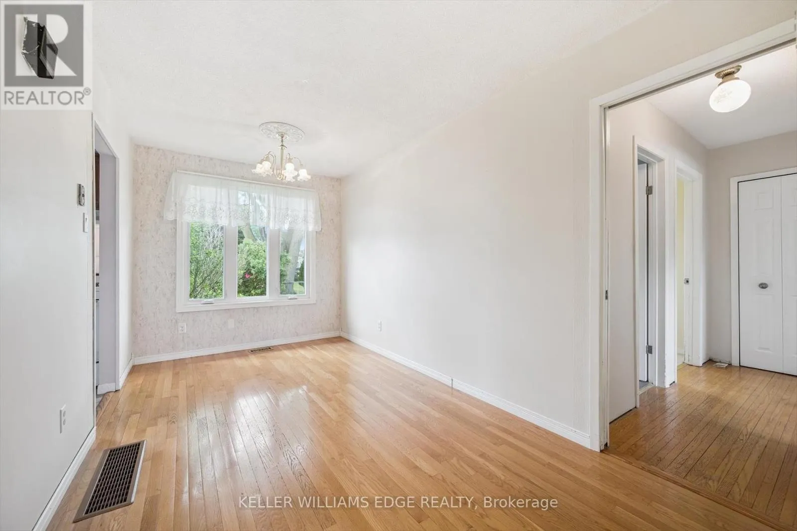 341 REDFORD CRESCENT