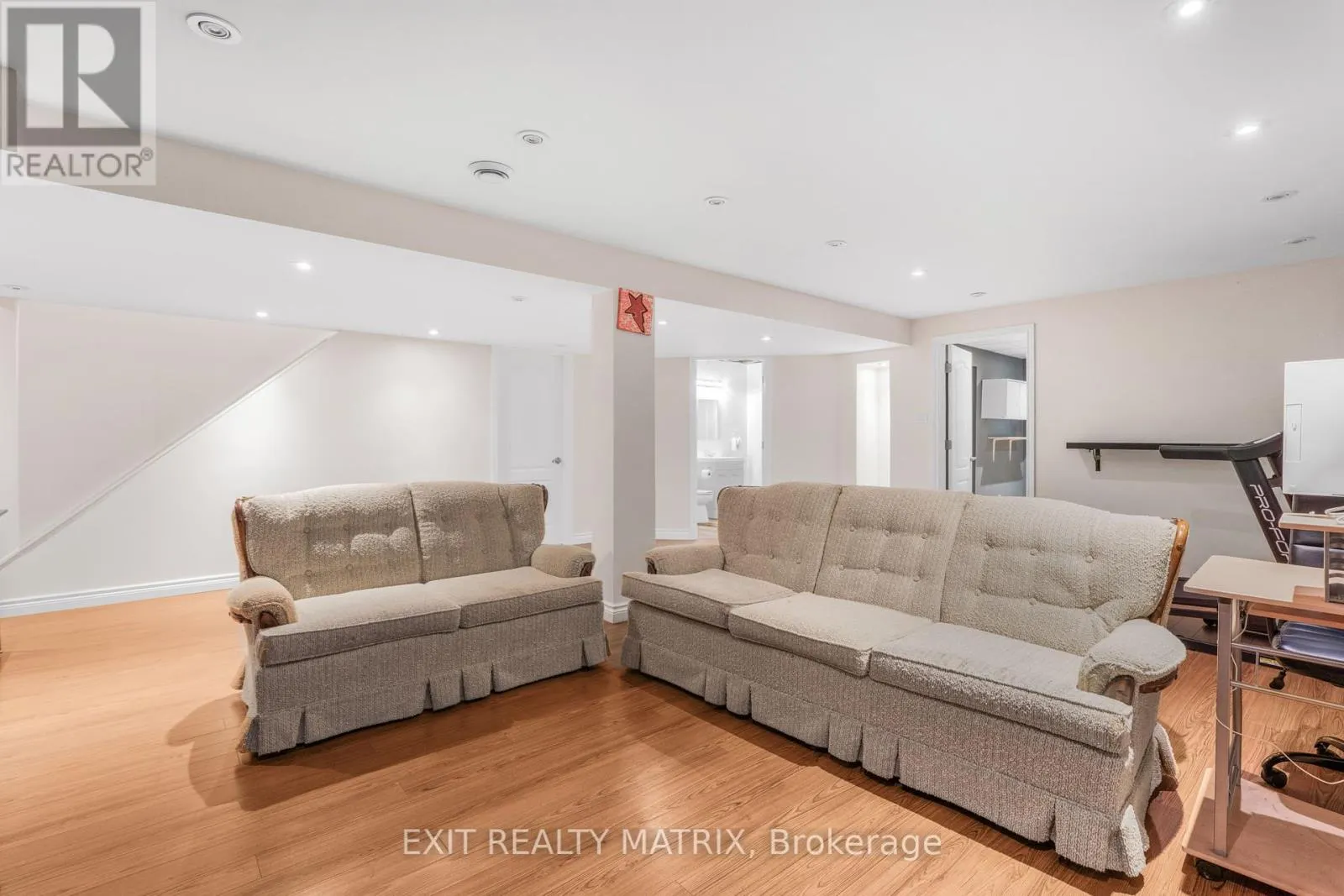 67 RENOIR DRIVE
