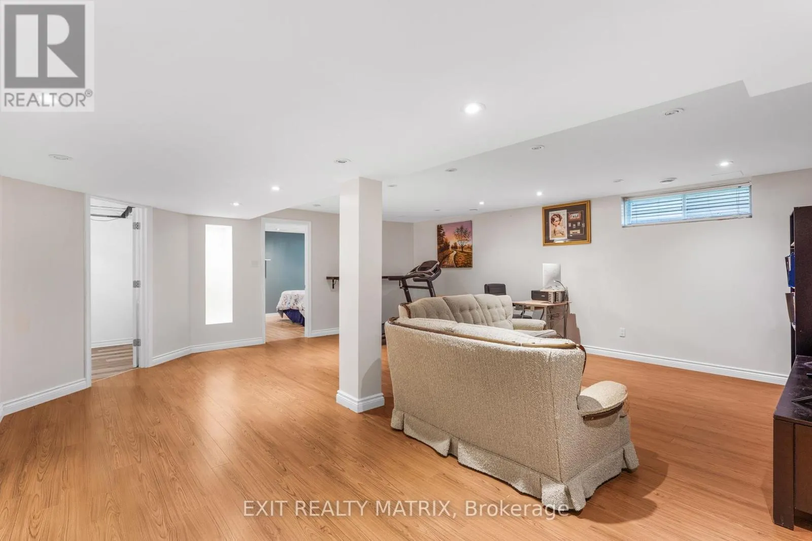 67 RENOIR DRIVE