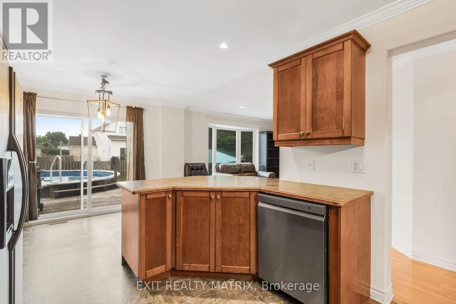 67 RENOIR DRIVE