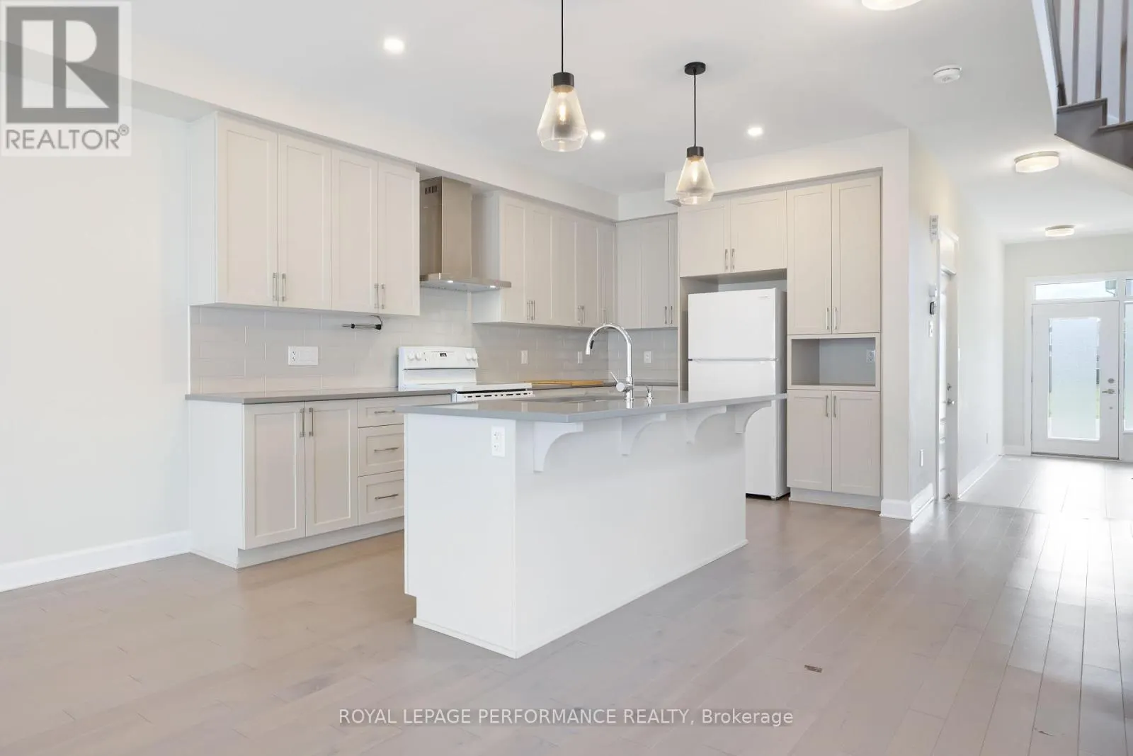 168 ANGELONIA CRESCENT