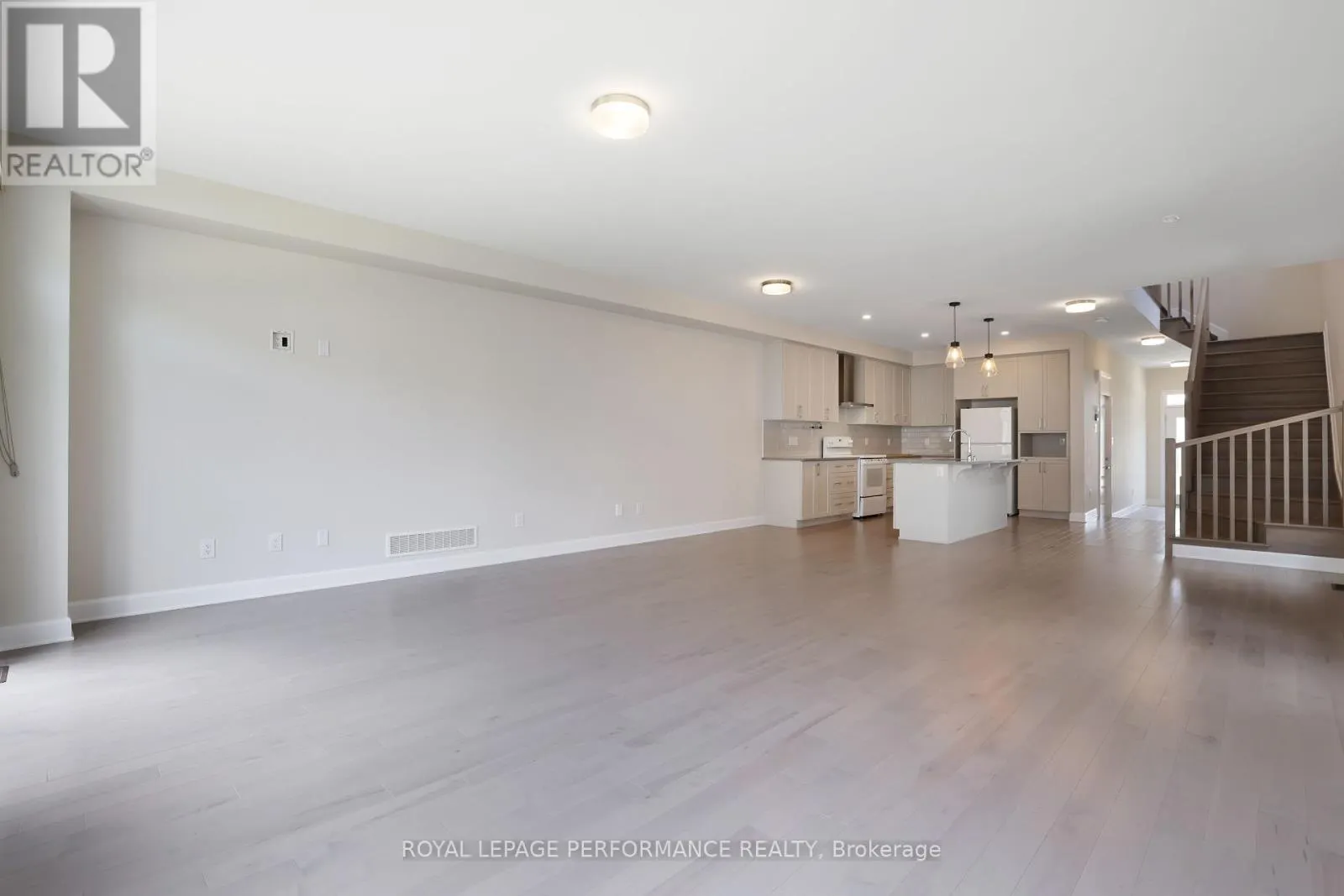168 ANGELONIA CRESCENT