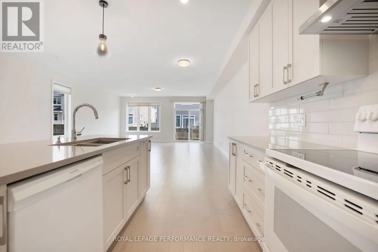 168 ANGELONIA CRESCENT
