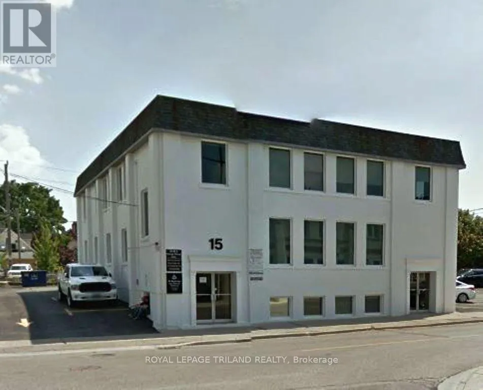 303 - 15 CATHARINE STREET S, #303