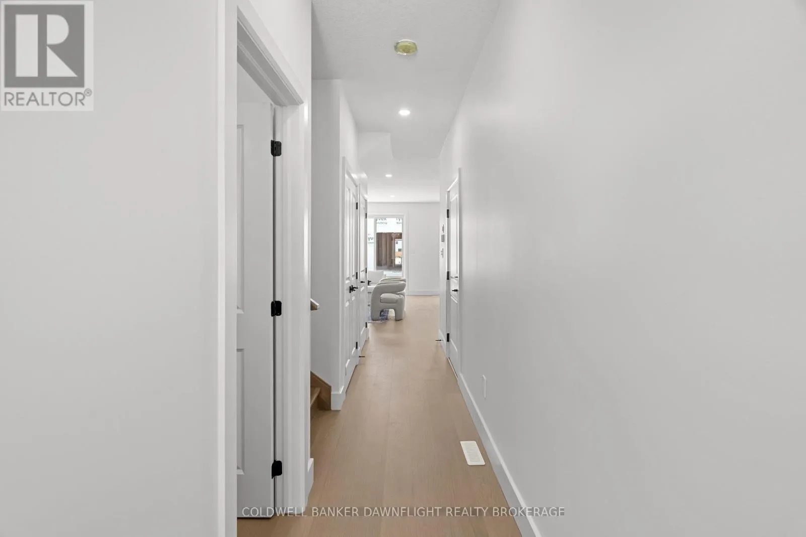 27 - 147 SCOTTS DRIVE, #27