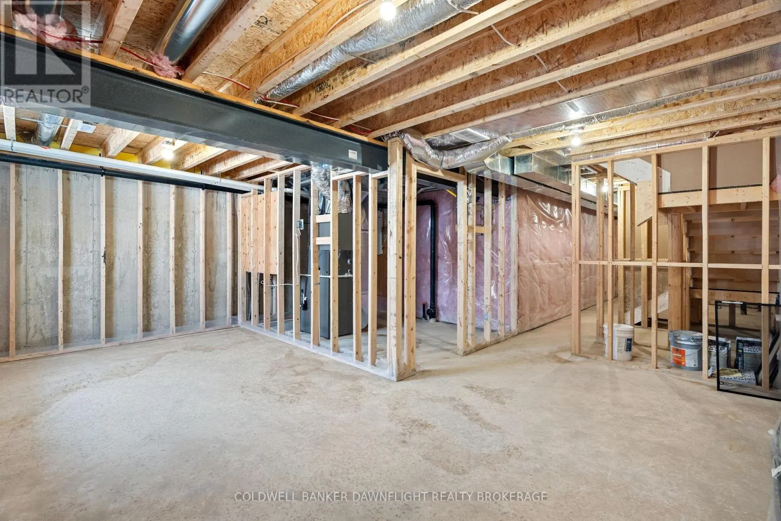 27 - 147 SCOTTS DRIVE, #27