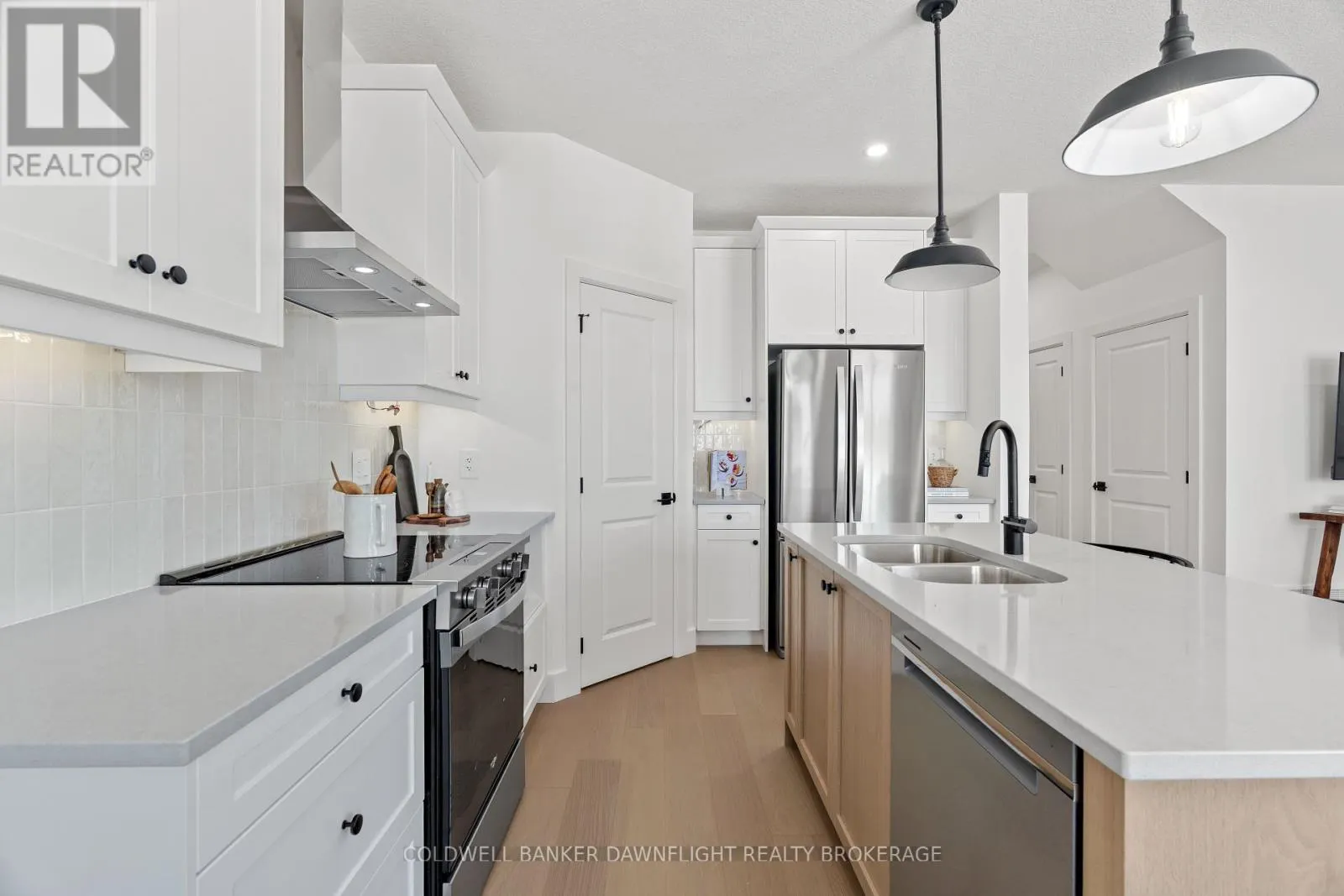 28 - 147 SCOTTS DRIVE, #28