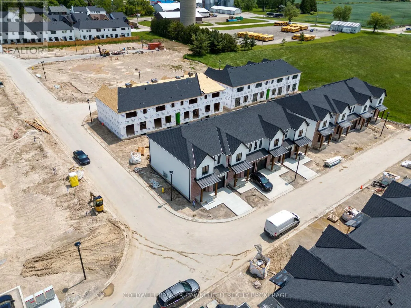 28 - 147 SCOTTS DRIVE, #28