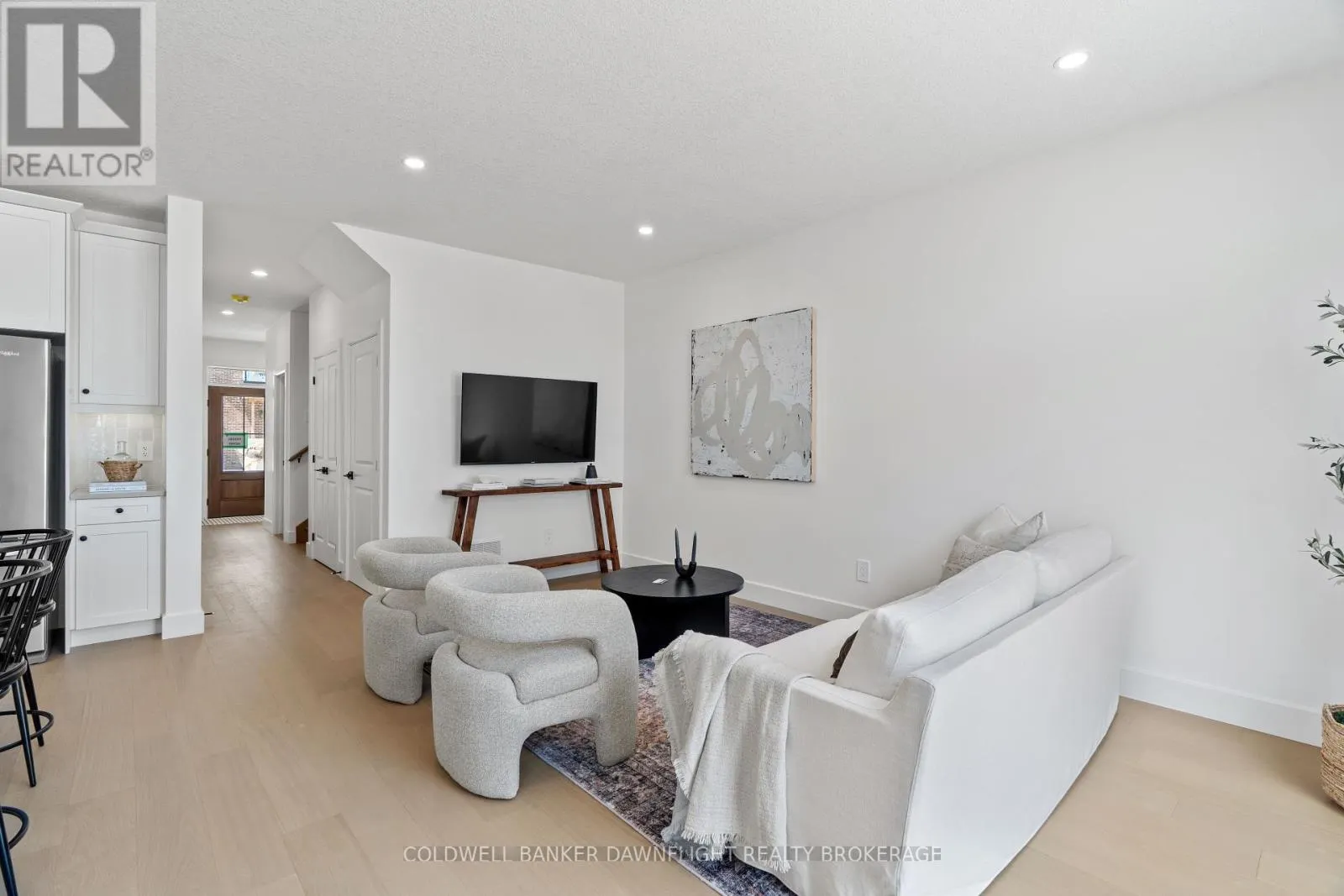 28 - 147 SCOTTS DRIVE, #28