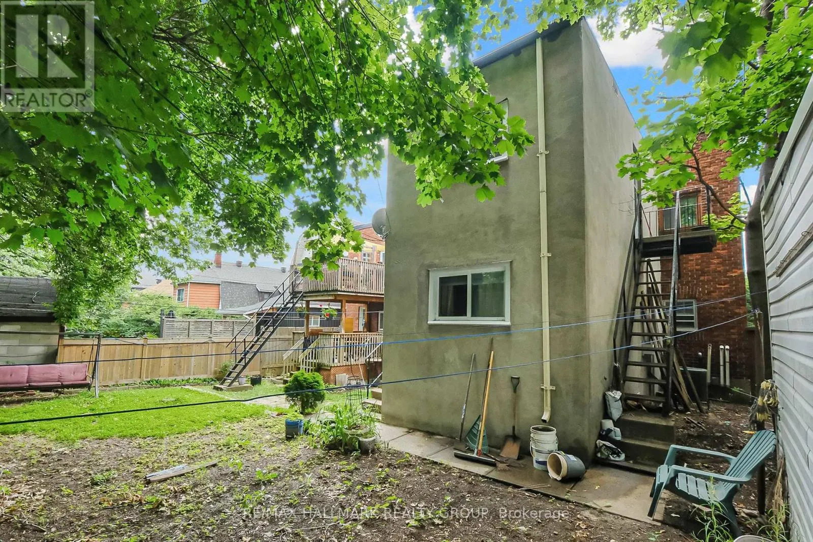 113/113 1/2 FAIRMONT AVENUE