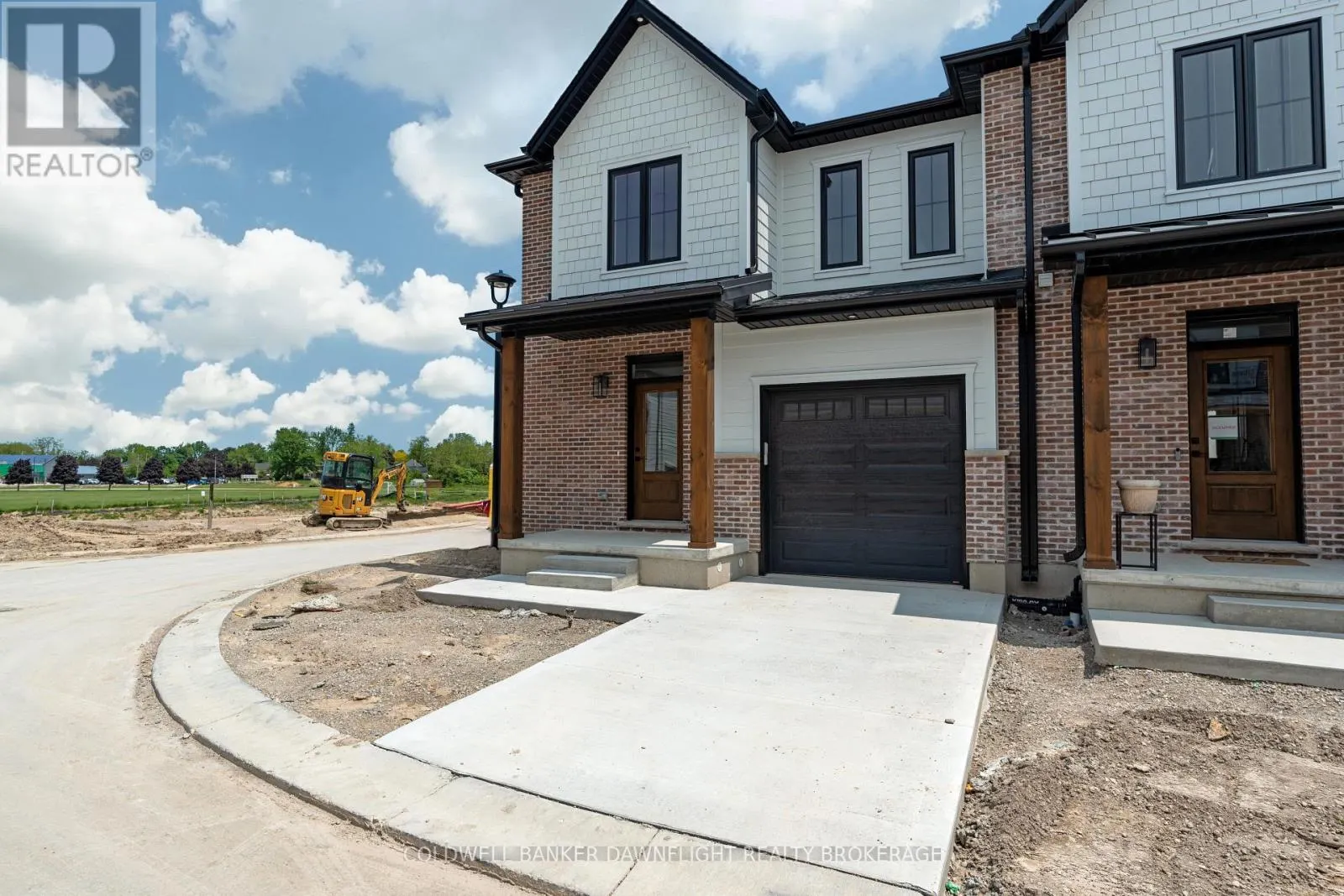 44 - 147 SCOTTS DRIVE, #44