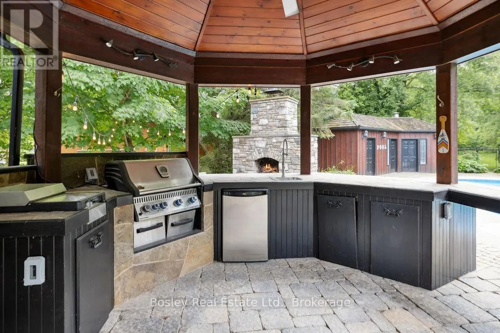 118 HERITAGE DRIVE