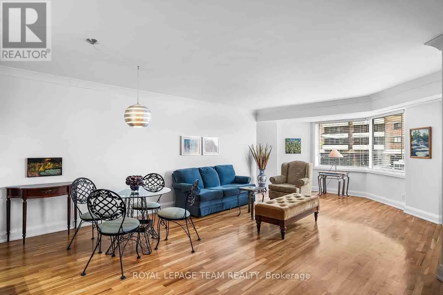 207 - 151 BAY STREET