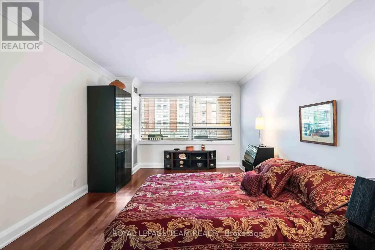 207 - 151 BAY STREET