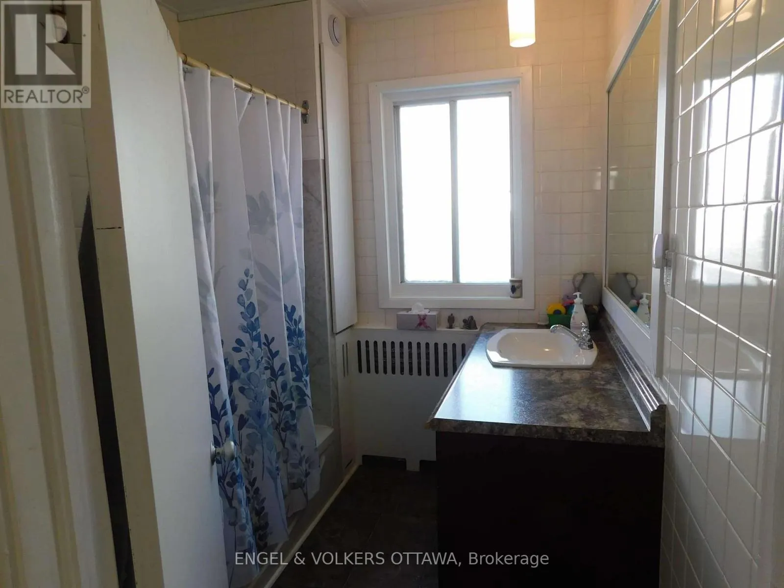 219 COBOURG STREET