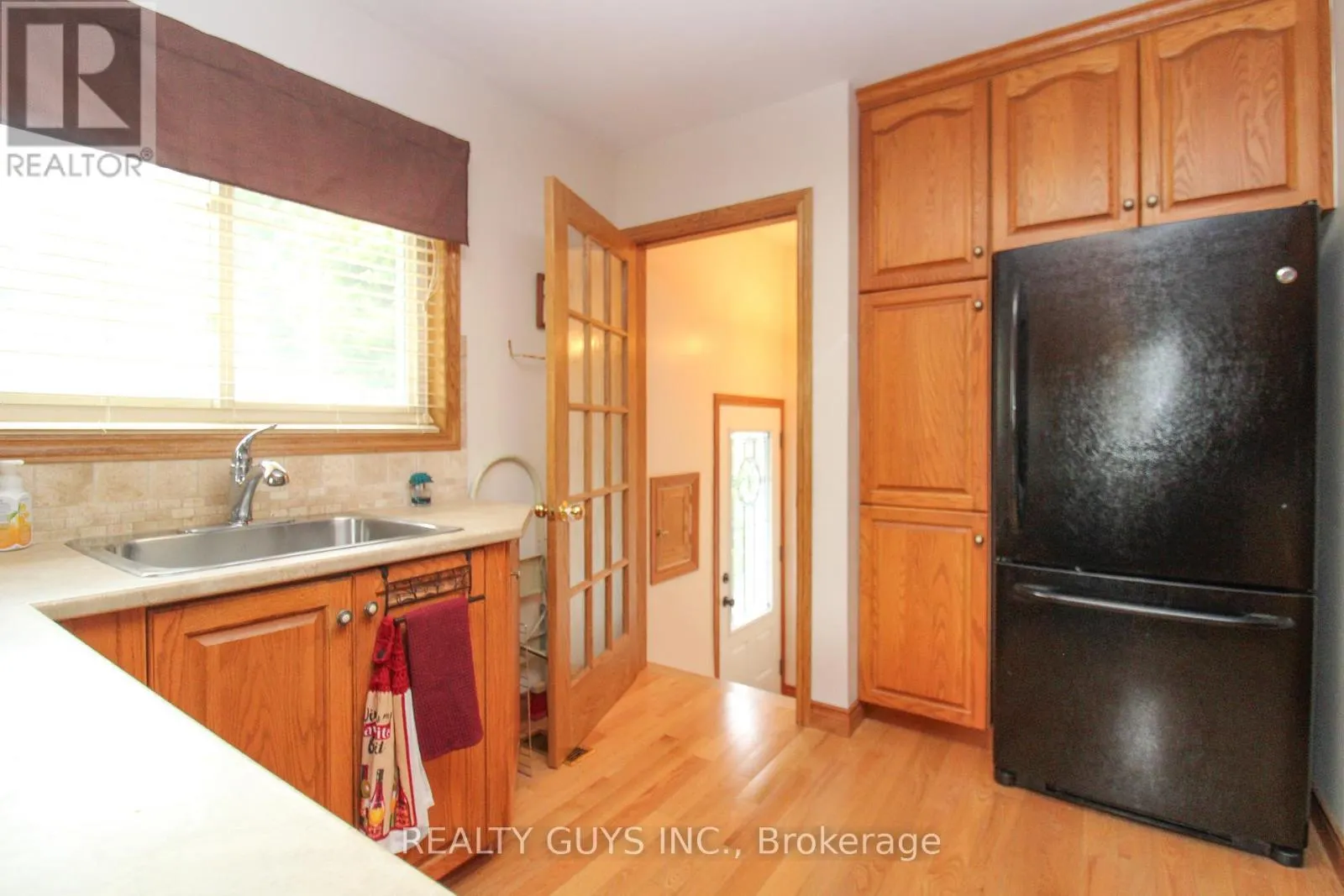 1066 GLEBEMOUNT CRESCENT