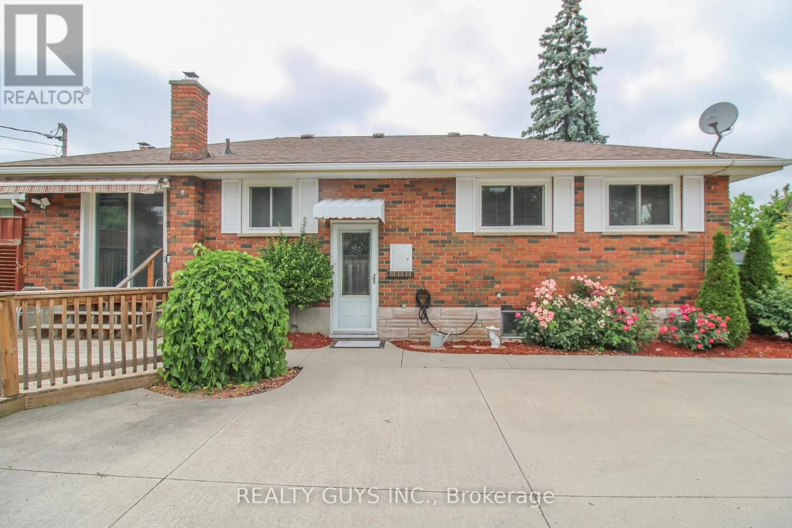 1066 GLEBEMOUNT CRESCENT