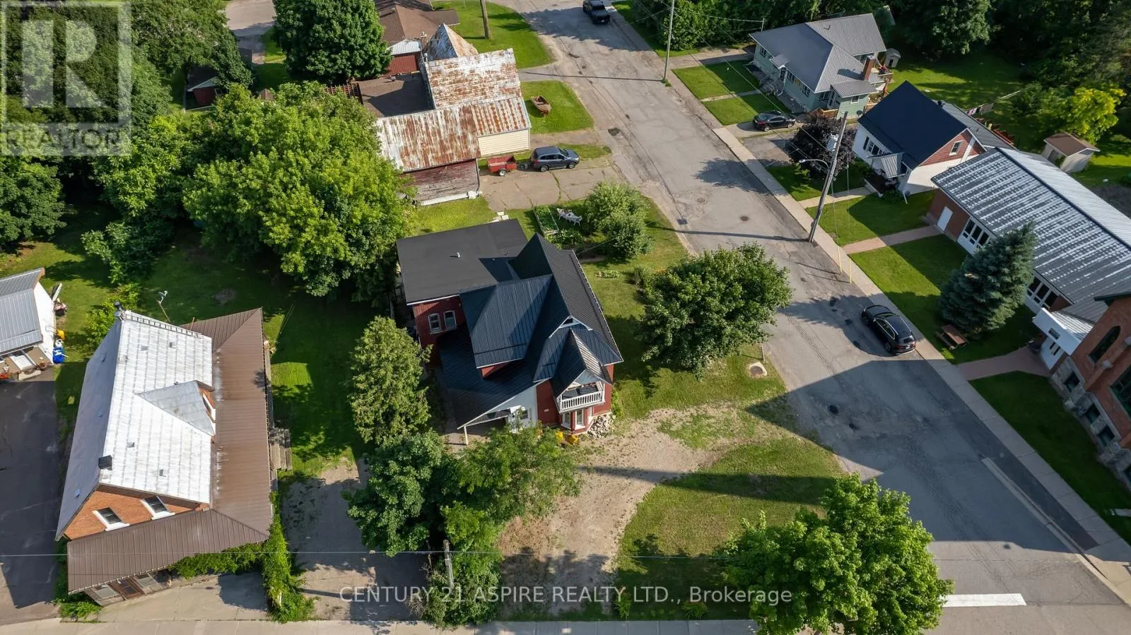25 MAIN STREET