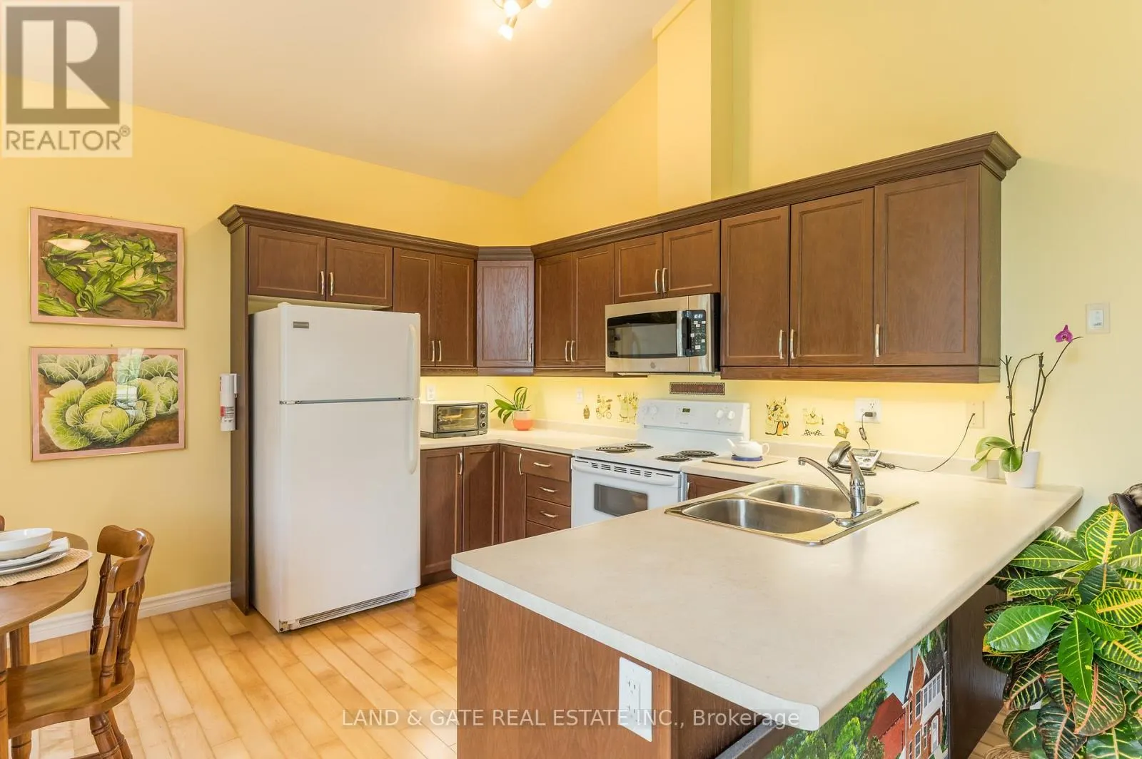 503 - 325 DENSMORE ROAD, #503