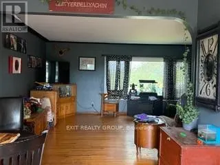 1126 COUNTY RD 10