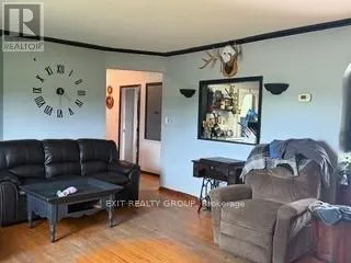 1126 COUNTY RD 10