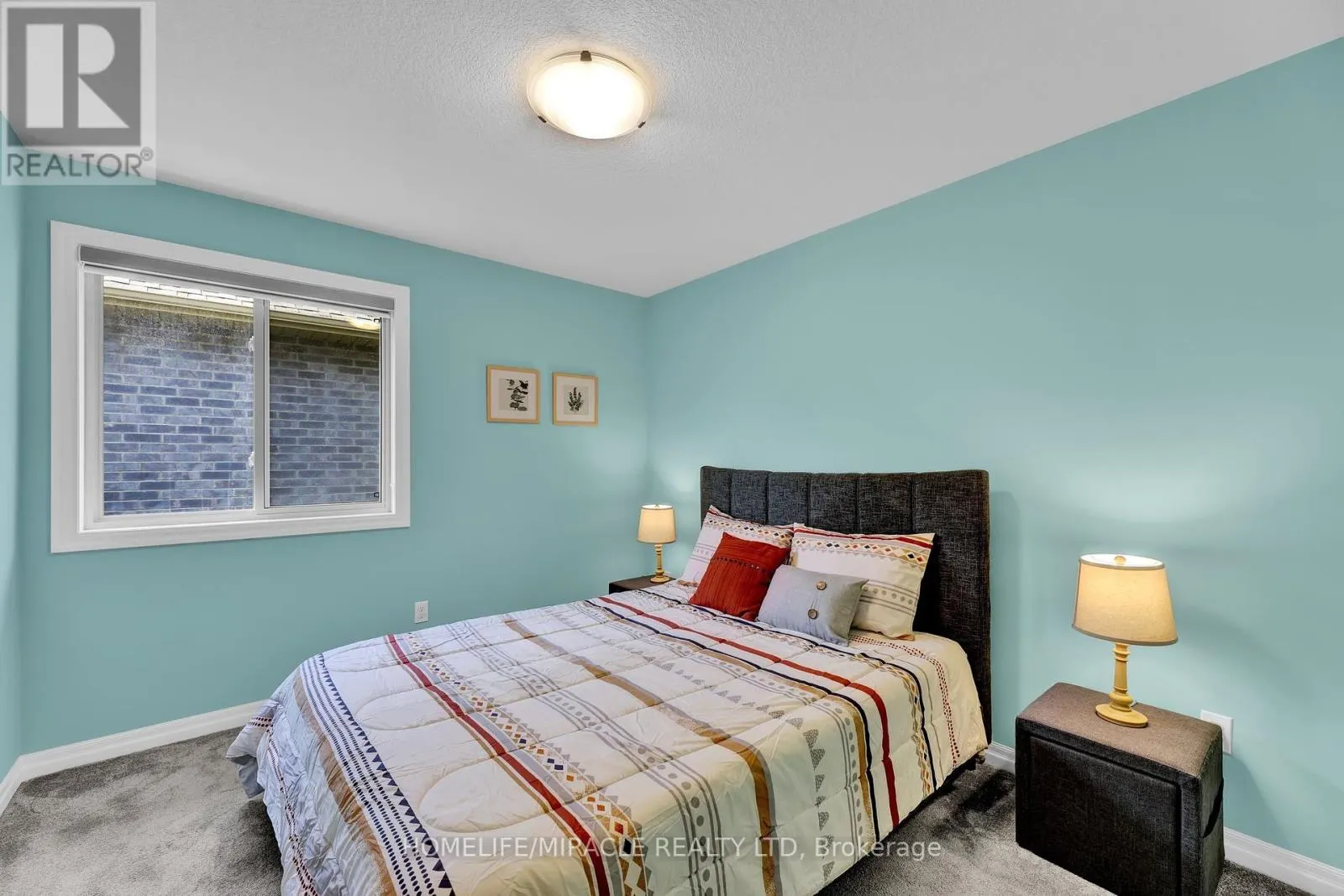 7 CURREN CRESCENT