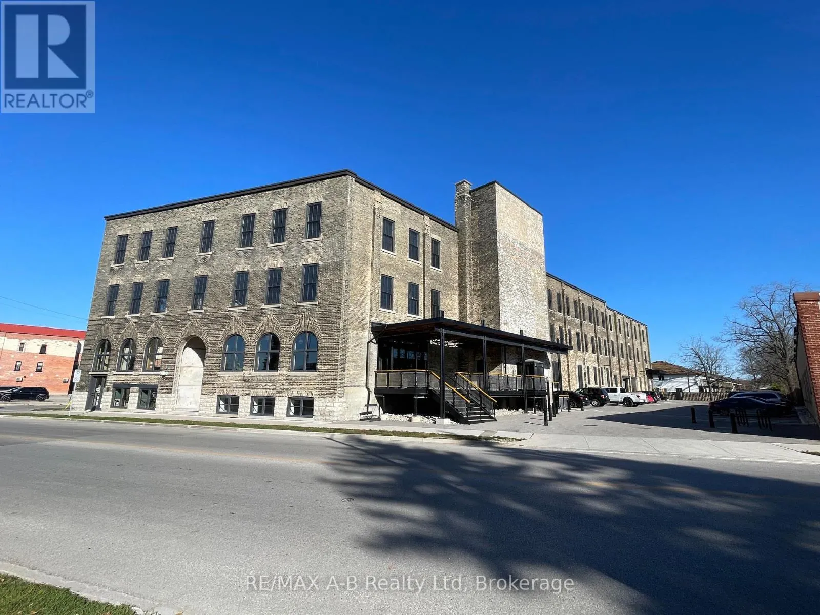 10 - 245 DOWNIE STREET, #10