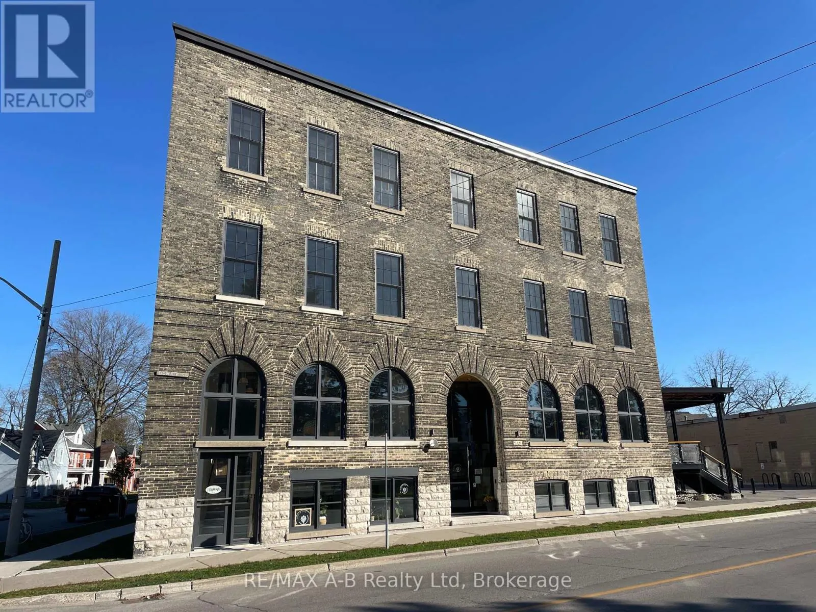 10 - 245 DOWNIE STREET, #10