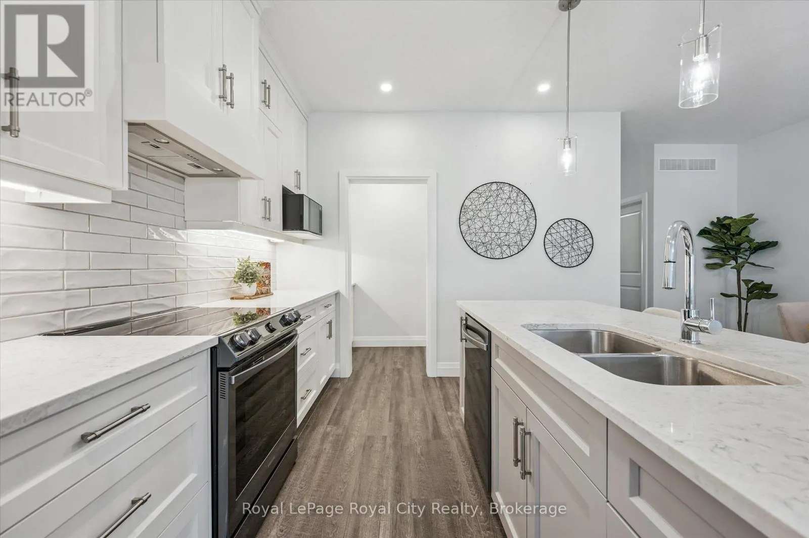34 WIDEMAN BOULEVARD