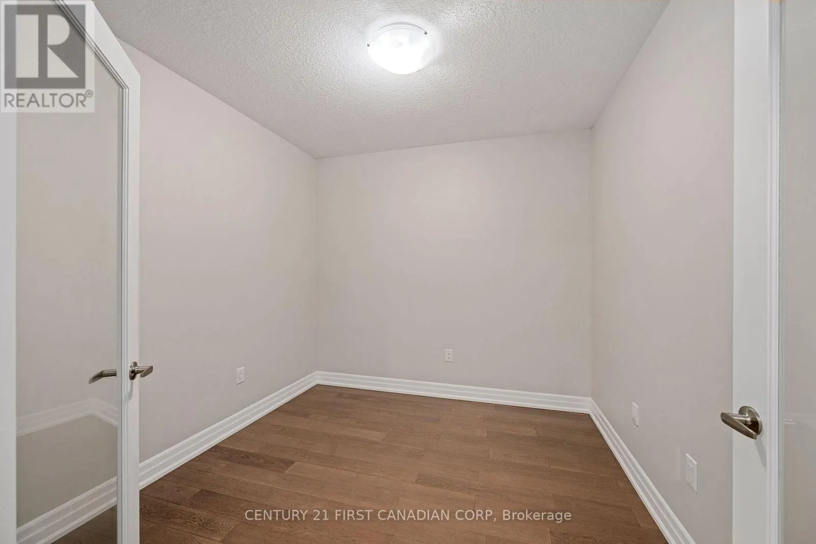 307 - 460 CALLAWAY ROAD, #307