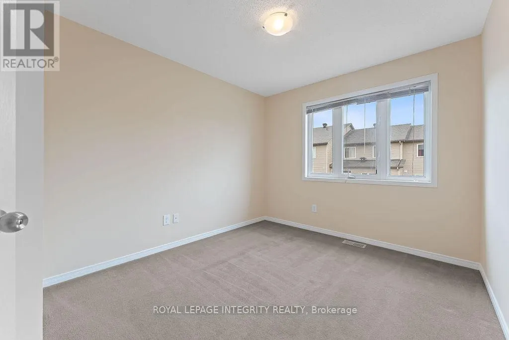 203 KINGSWELL STREET