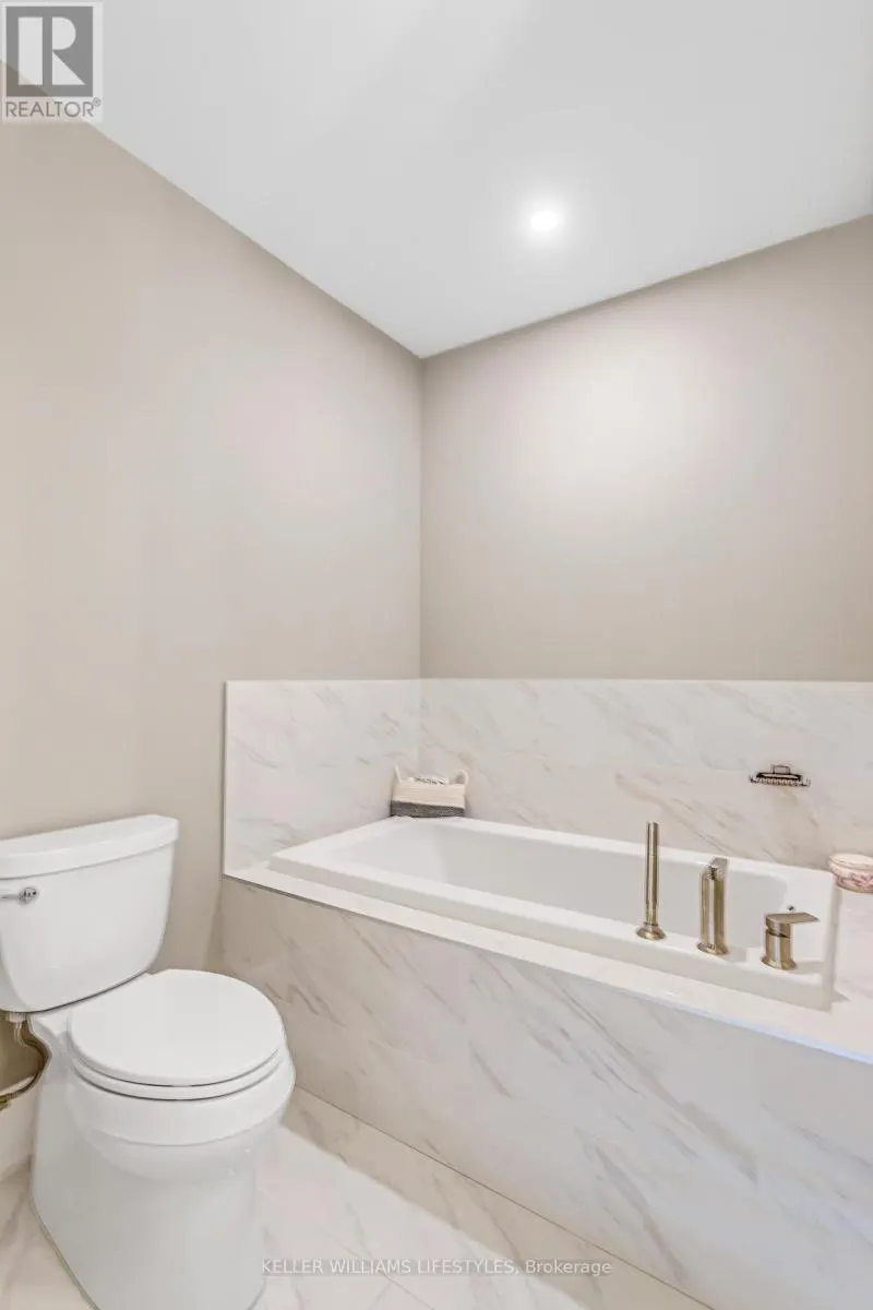 3 - 460 CALLAWAY ROAD, #3