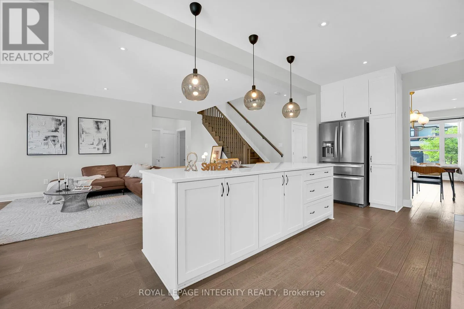 276 MOUNT NEBO WAY