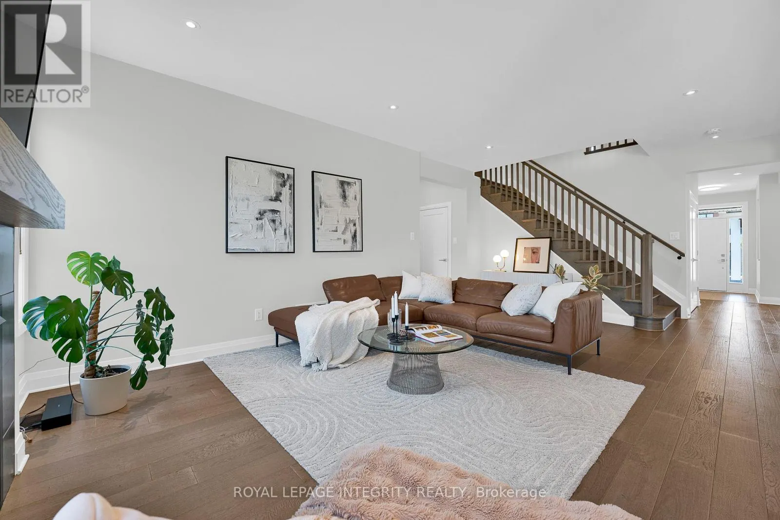 276 MOUNT NEBO WAY