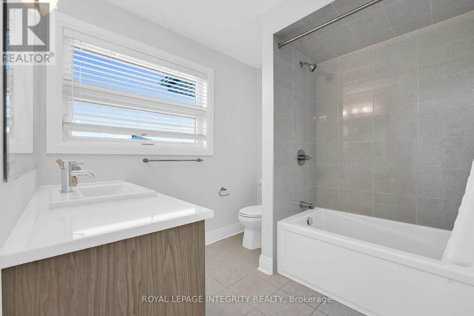 276 MOUNT NEBO WAY