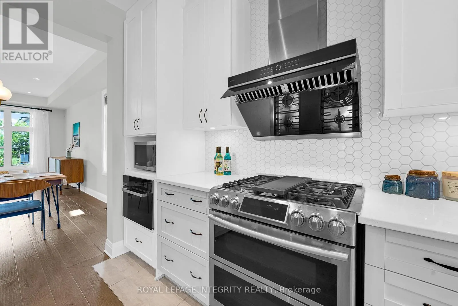 276 MOUNT NEBO WAY