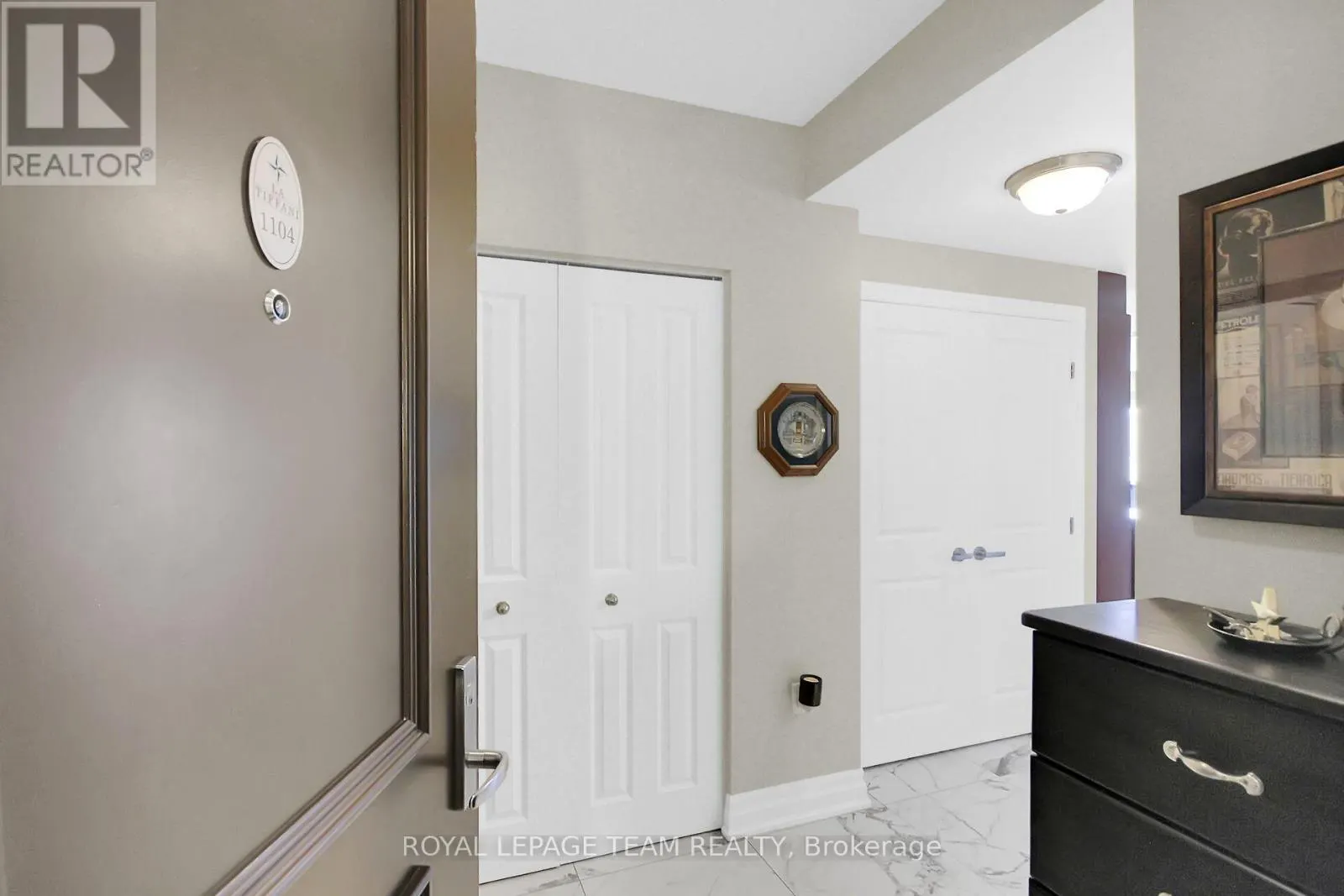 1104 - 90 LANDRY STREET