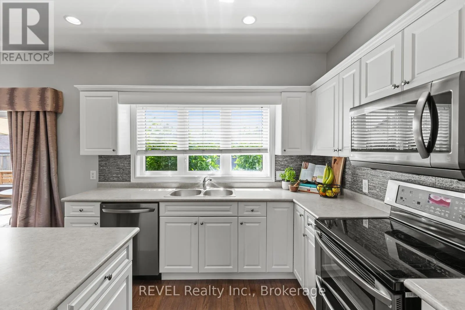 31 RASPBERRY TRAIL